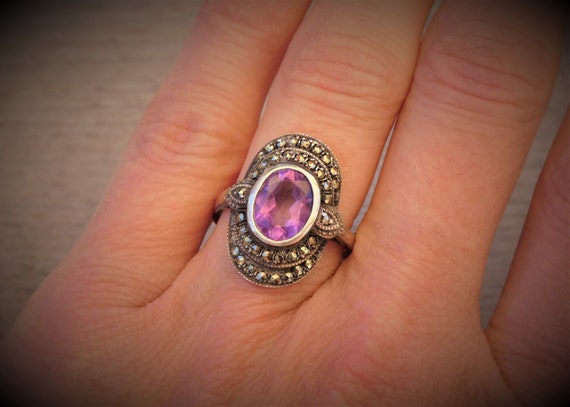 Lovely vintage sterling marcasite and amethyst ri… - image 2