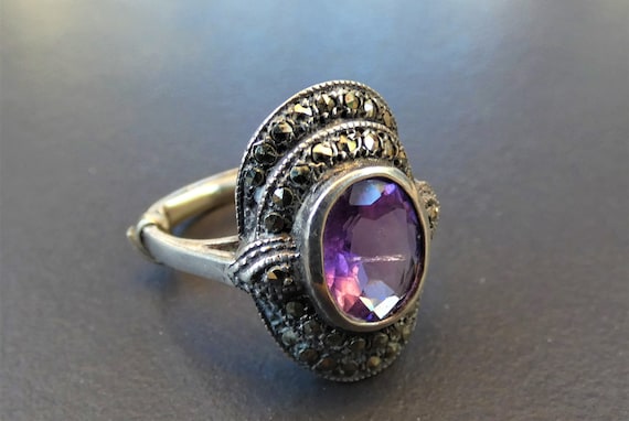 Lovely vintage sterling marcasite and amethyst ri… - image 1