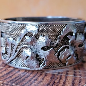 Vintage Silver Tone Leaf Cuff Bracelet