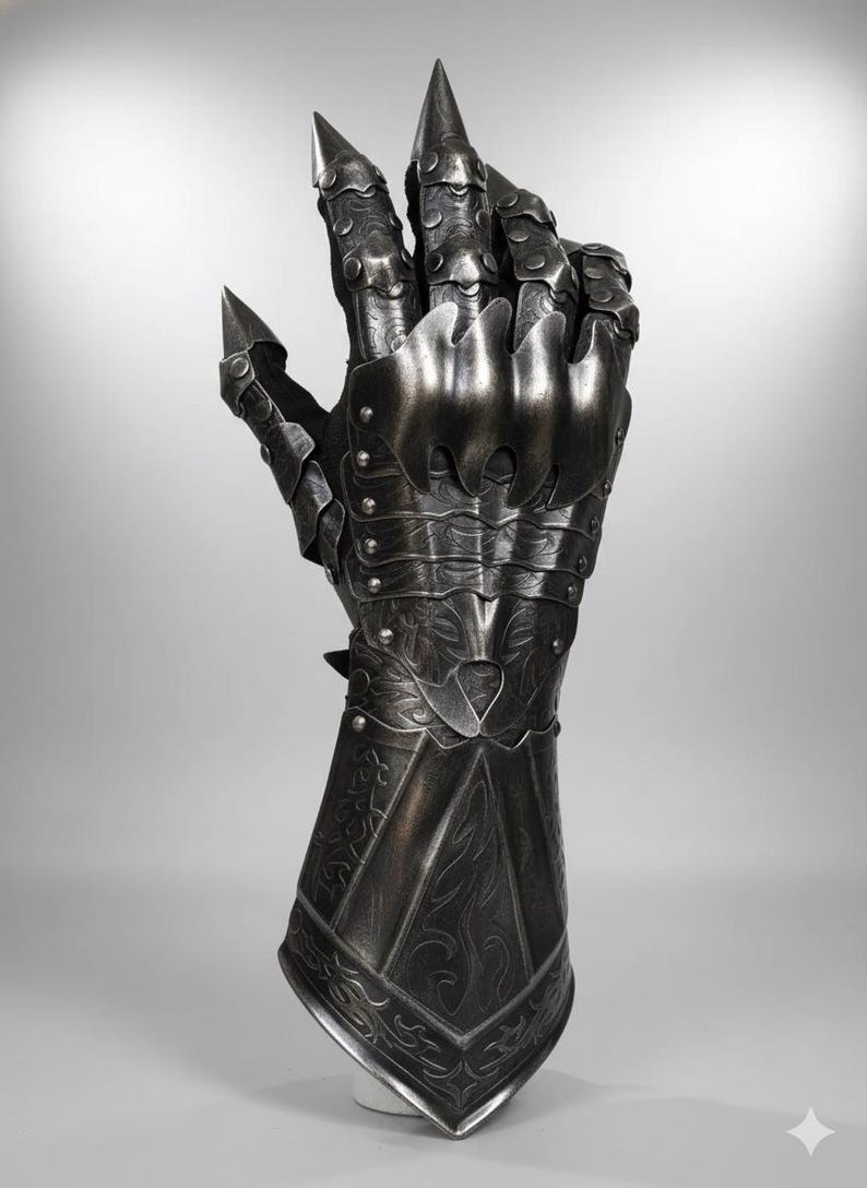 Etched Steel Gauntlet Gloves | Nazgul-inspired Medieval Gauntlets Black ...