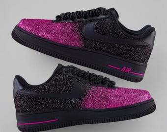 Anpassad Air Force 1 'Svart & Rosa Glitter'