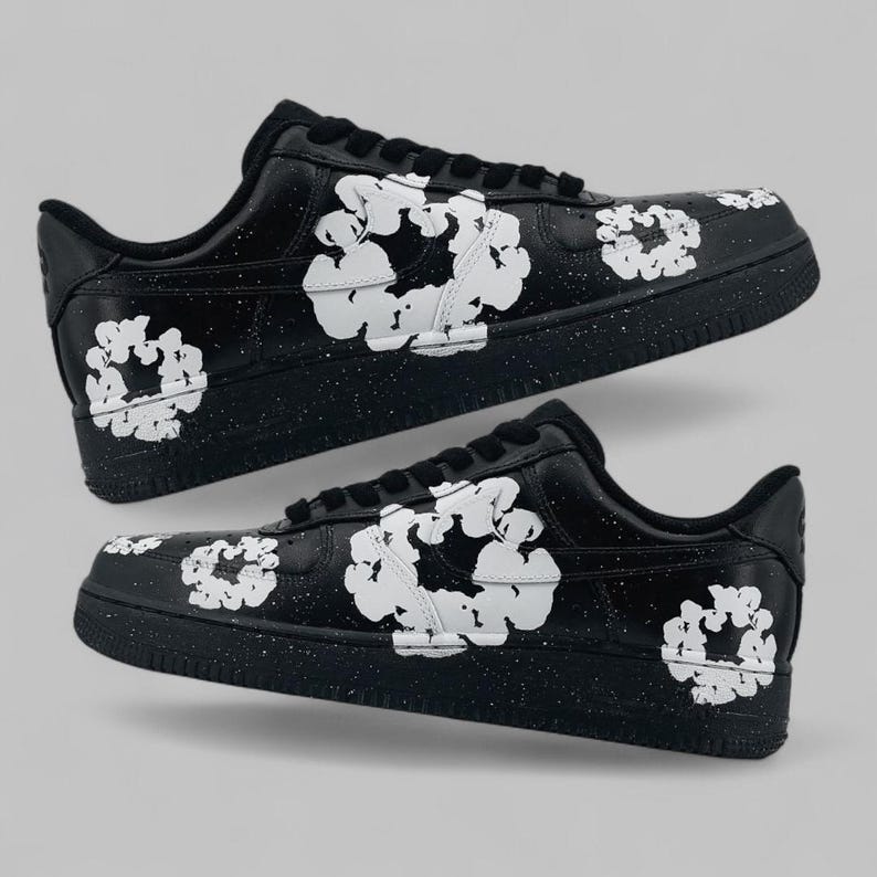 Anpassad Air Force 1 'Denim Tears' bild 1