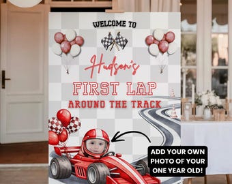 Placa de boas-vindas editável para aniversário com tema de carro de corrida, placa para festa "Primeira Volta na Pista", decoração para primeiro aniversário de menino com tema de carro de corrida, pôster imprimível de carro de corrida