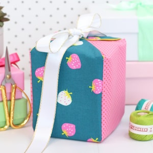 Ribbon Geschenkbox PDF Schnittmuster , Stoff Geschenkbox, handgemachte Stoff Aufbewahrungsbox; geschenk zum nähen; digitaler Download.
