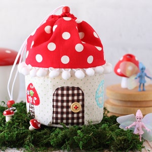 Mushroom House Pouch PDF Sewing Pattern