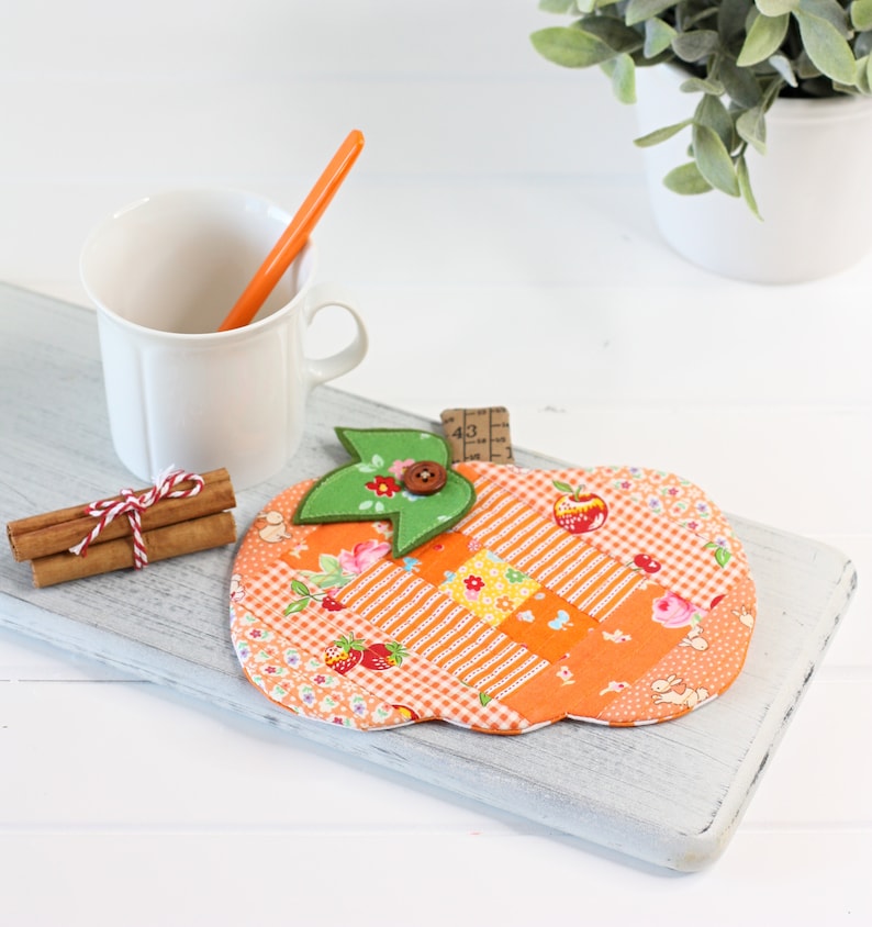 Patchwork Pumpkin Coaster Mugrug PDF Sewing Pattern image 1