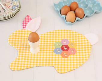 Bunny Placemat PDF Sewing Pattern; Easter decor; spring table decor; Rabbit placemat; bunny mat; Easter table setting; handmade placemat.