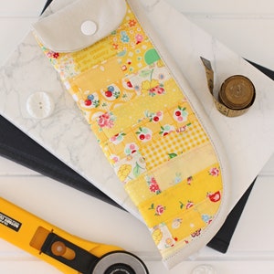 Rotary Cutter Sewing Tool Pouch PDF Sewing Pattern image 4