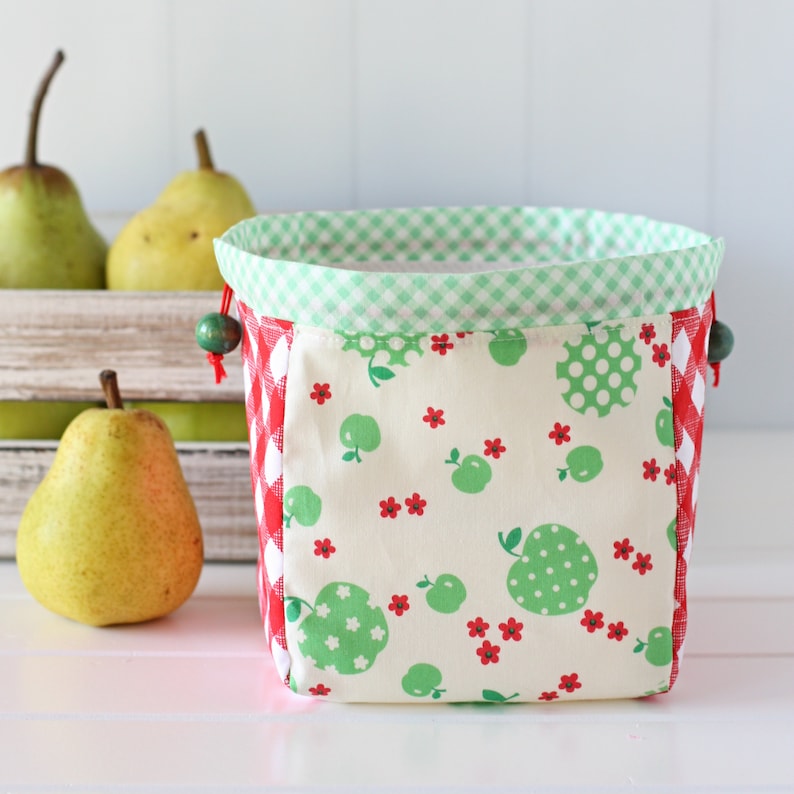 Patrón de costura en PDF para práctico estuche con cordón (disponible en 3 tamaños); bolsa de regalo; bolsa de almacenamiento; bolsa multitamaño; bolsa para proyectos; ideal para principiantes. imagen 8