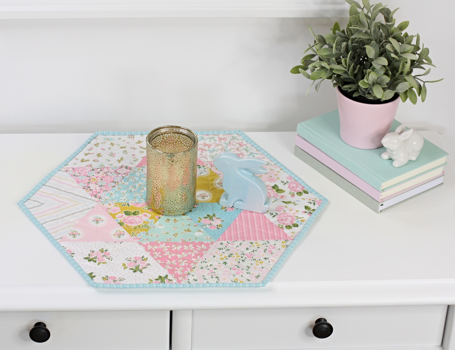 Table Topper Sewing Patterns Splendid Star Table Topper PDF Sewing Pattern; Quilted Table Topper ...