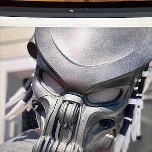 Dark Hunter Bio Mask 3D Printed, Alien Trophy Mask, Cosplay Prop, Halloween Costume