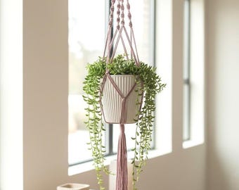 Handmade Macrame Plant Hanger – Modern Boho Hanging Planter - TheSunshineCoDesigns
