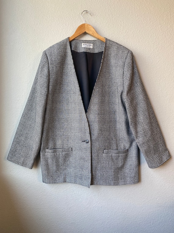 Vintage Collarless Blazer