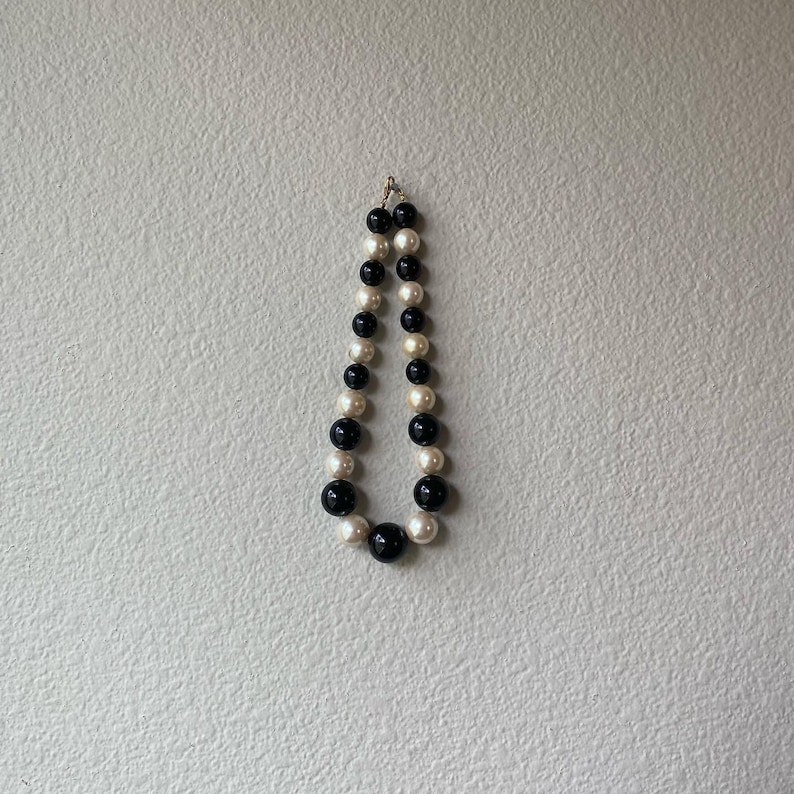 Vintage Large Pearl Beaded Choker