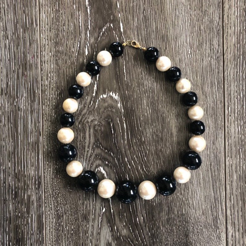 Vintage Large Pearl Beaded Choker