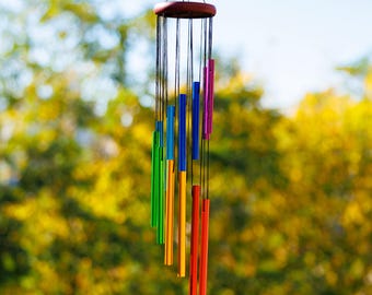 Campanelli eolici arcobaleno, Campanelli eolici da esterno, Campanelli eolici colorati, Campanelli eolici da giardino, Campanelli eolici da patio, Campanelli eolici Feng Shui, Campanelli eolici in metallo