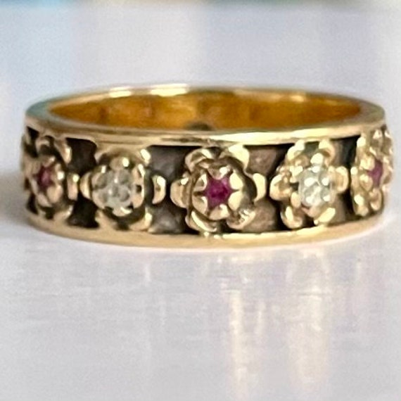 1950’s Garnet & Gold Band Ring! - image 9