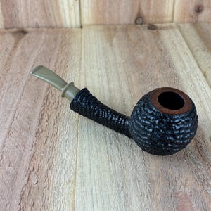 Artisan Briar Tobacco Pipe ( Slight Bent Apple )