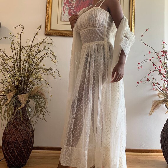 Vintage 1950s White Peignoir Lingerie Nightgown Se