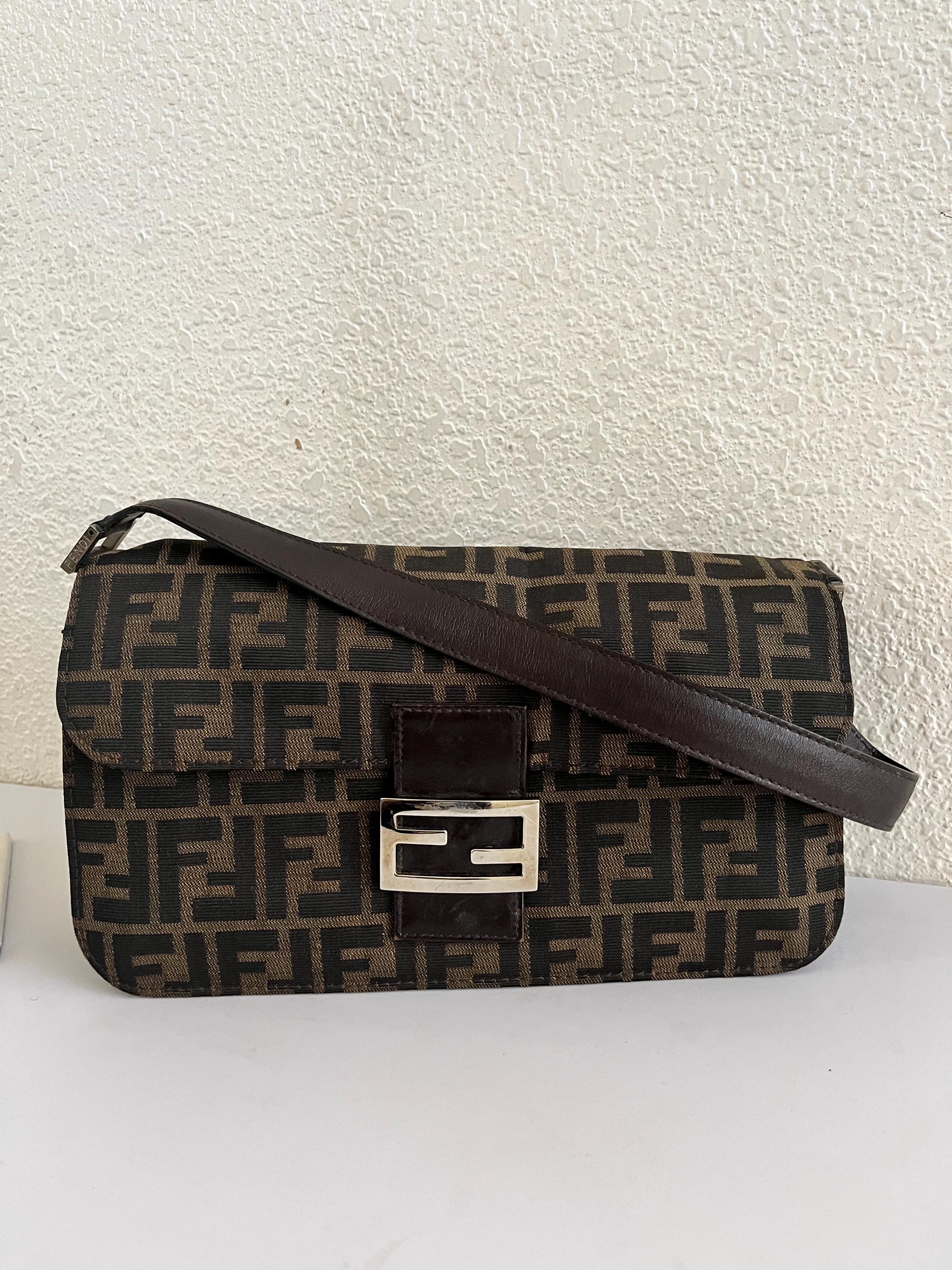 Fendi baguette bag - Etsy 日本