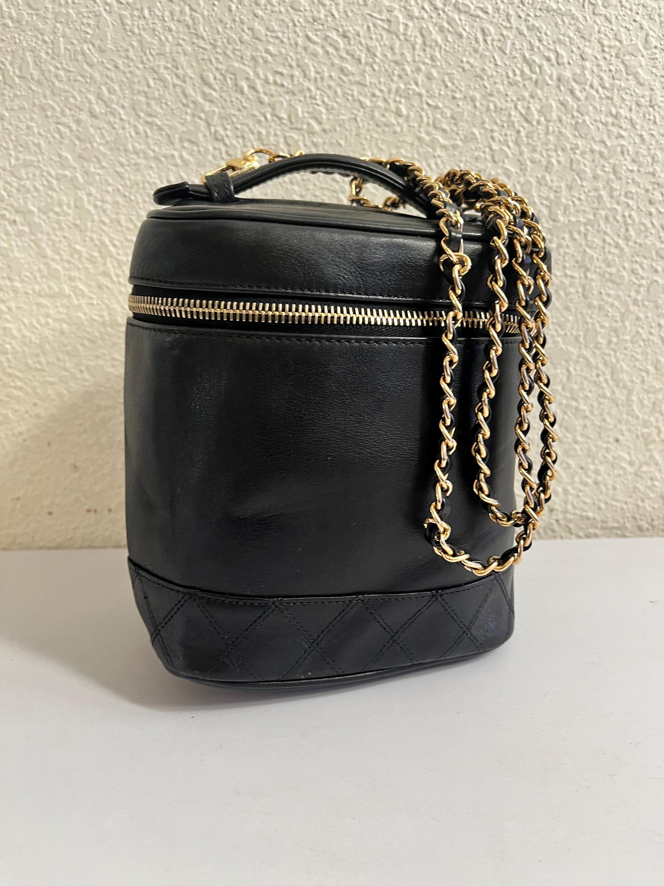 Vintage chanel bag - Etsy 日本