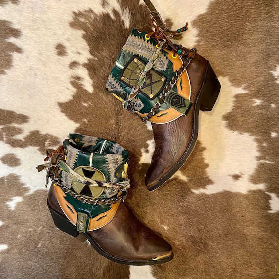 Handcrafted Vintage Military Western Cowgirl Ankle Booties women’s size 6 1/2