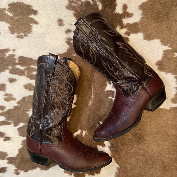 Dark Brown Leather Tony Lama Cowboy Boots with Fancy Stitched Vamps men’s size 8 EE women’s size 9 1/2 W