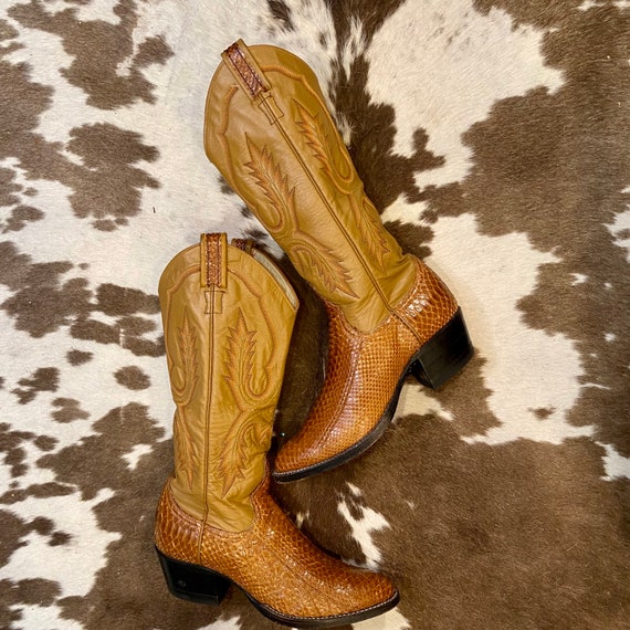 Gorgeous Exotic Tall Tan Snakeskin and Leather Larry Mahan Cowgirl Boots with Fancy Stitched Vamps women’s size 6 1/2 M