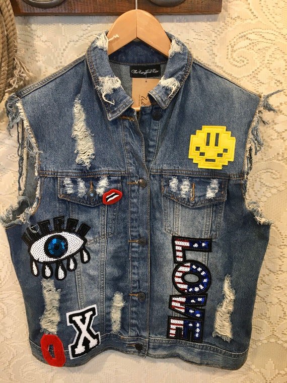 One woman show, Embellished Denim Vest with Patch… - image 2