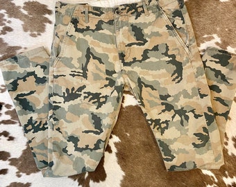 Retro Levi Strauss Camouflage straight Leg Pants size Waist 30 Length 32