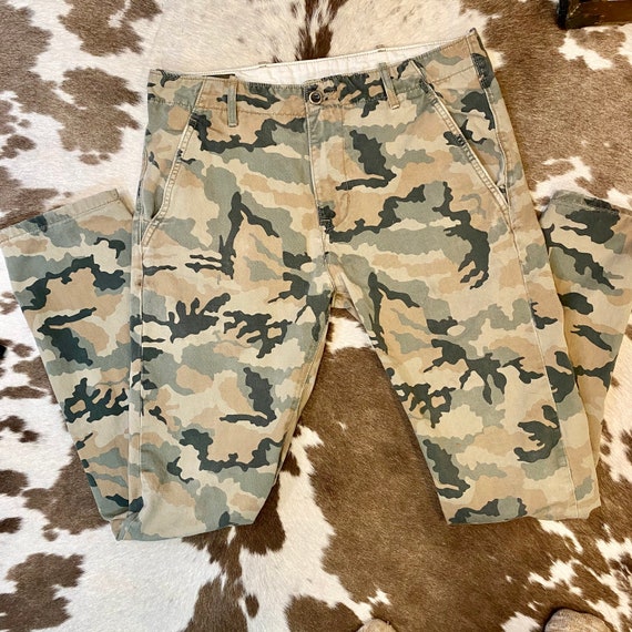 Camo Cargo Pants Levis