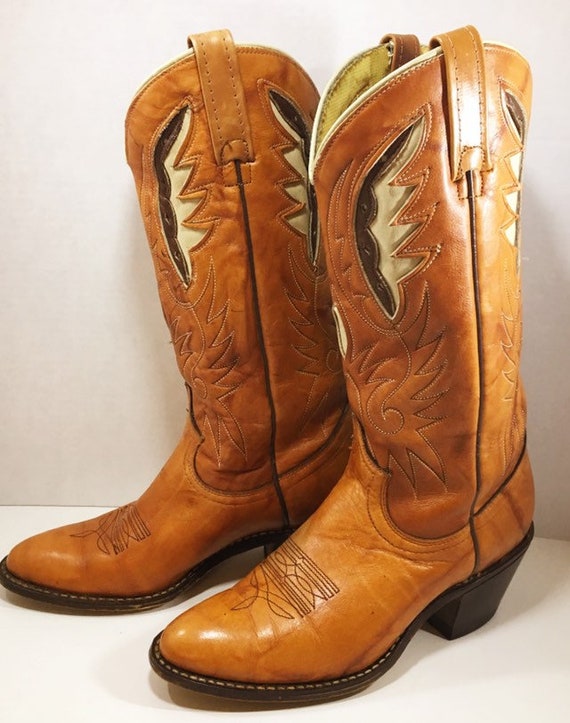 Vintage Tan Acme Cowgirl Boots with Feather Inlays size 6 1/2M