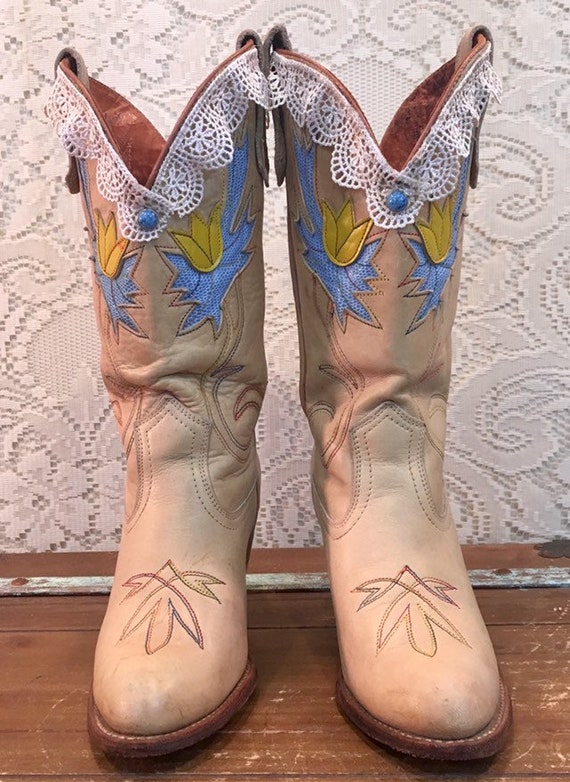 Vintage Miss Capezio Cowgirl Boots with Floral Inlays and lace size 7M