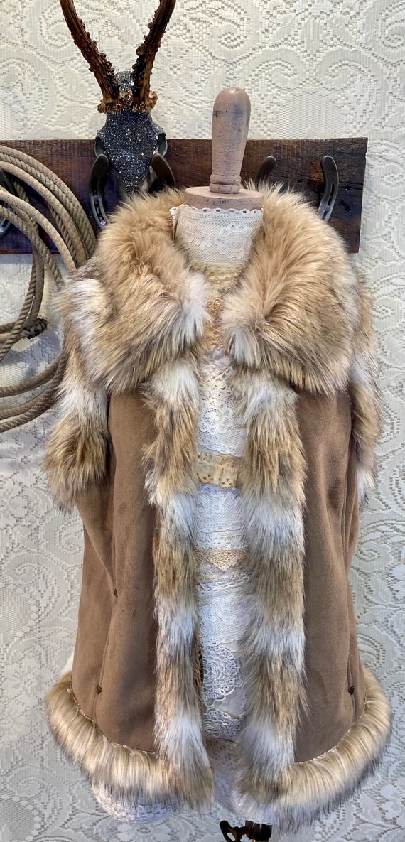 Faux Fur and Suede Tan and Cream Open Scully Vest size M