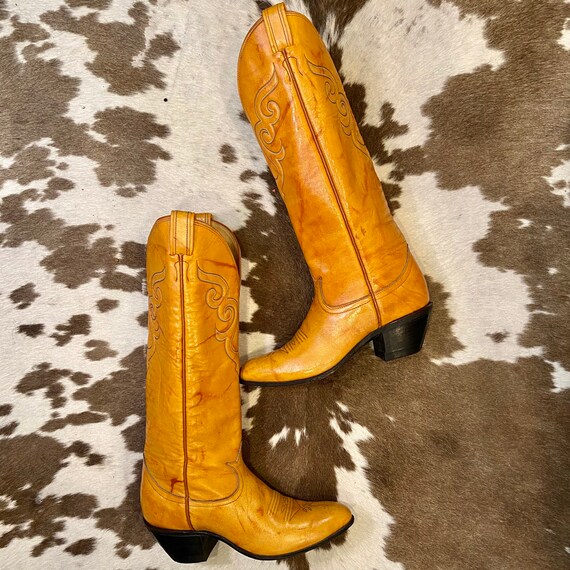 1970s Tall Tan Leather Black Label Tony Lama Cowgirl Boots women’s size 6 1/2 B