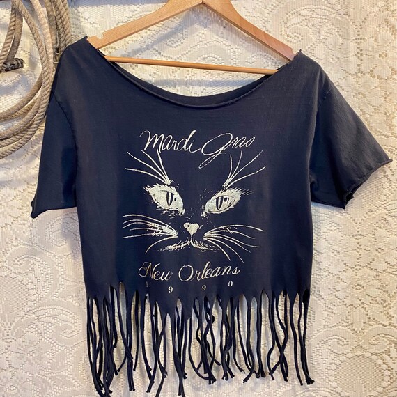 Vintage 1990 Mardi Gras Gold Metallic Cat Fringe Tee size Large