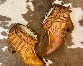 Handcrafted Vintage Acme Cowgirl Western Ankle Booties with Leather Fringe and Western Belt women’s size 7 1/2 M