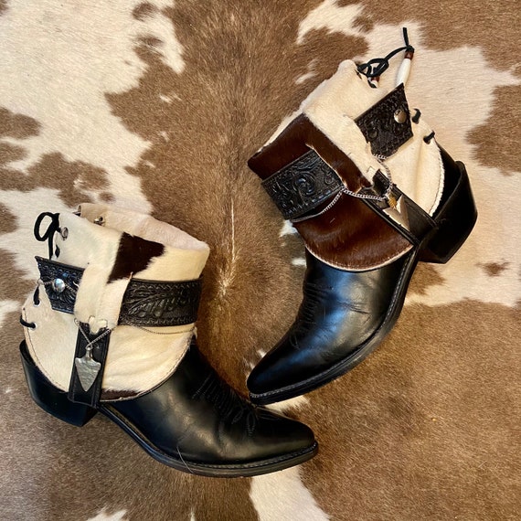 Handcrafted Vintage Leather and Calf Hair Justin Cowgirl Western Ankle Booties women's size 6 1/2 B