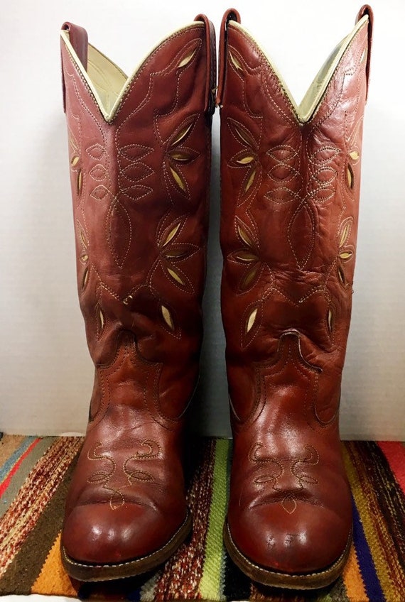 Brick Red Acme Cowgirl Boots with stitching and inlays woman's size 8 1/2M