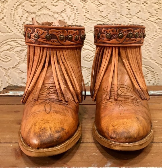 Tan Fringe Acme Cowgirl Booties with Western Belt women's size 7 1/2 to 8