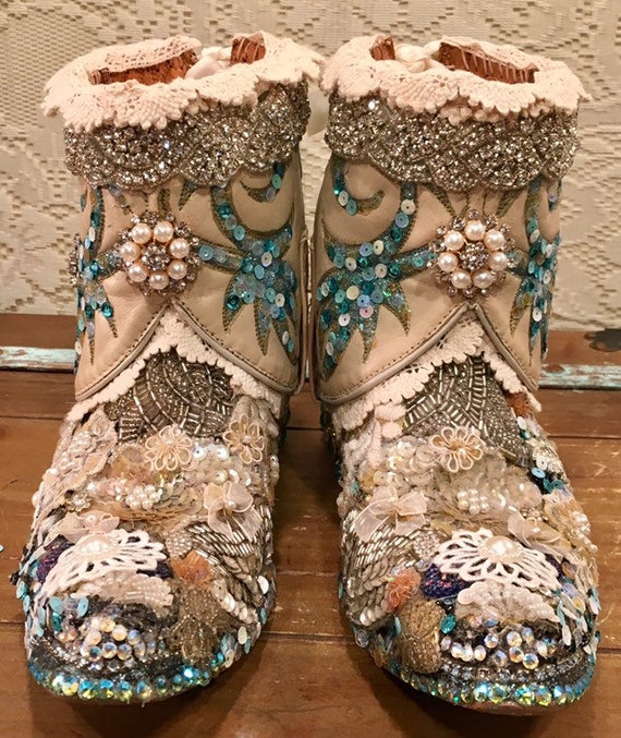Custom Crafted Cowgirl Bridal Bling Boots - image 5