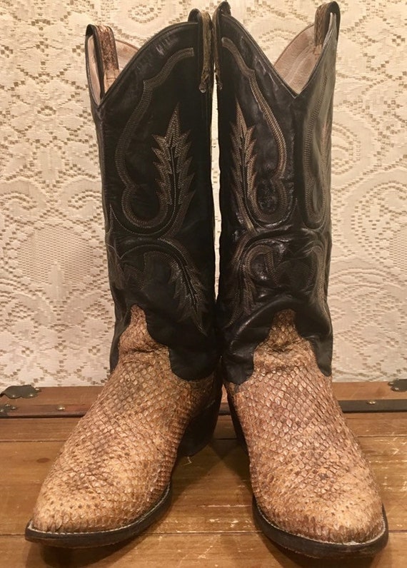 Black Stitched Leather and Snakeskin Cowboy Boots from Larry Mahan men's size 8.5 D woman's size 9 1/2 to 10