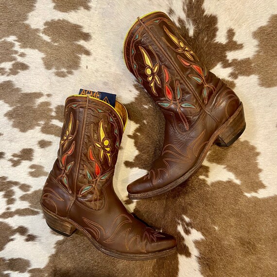 1950’s Collectors Brown Leather Acme Cowgirl Boots with Butterfly Inlays women’s size 9 1/2 B