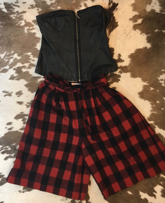 1980s Buffalo Plaid Wool Palazzo Shorts size xs