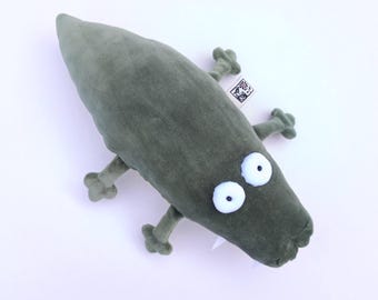 Pickles the Crocodile, Handmade Muma Croc Plushie, Cute Green Plush Aligator