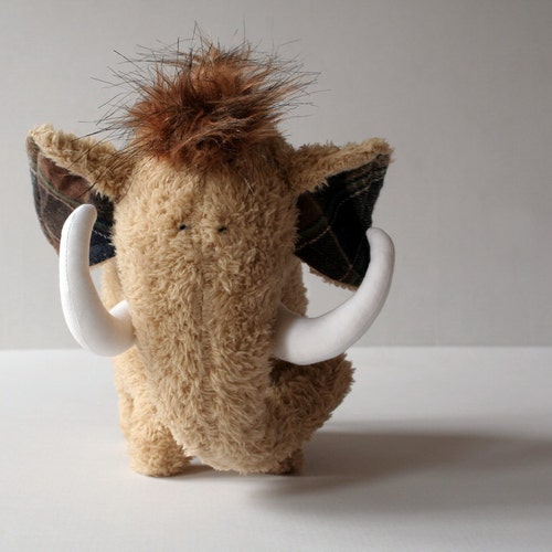 Wollige Mammoth Plushie, Soft Cuddly Baby Toy, Brown Stuffed Animal, Sleeping Fellow
