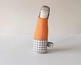 Karakterbaba - Ildikó, fiatalos nagymama
