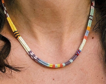 Pastelkleuren handgeweven ketting met kralen, handgemaakt uniek cadeau voor haar, sieraden met kralen, boho-sieraden \ Klaar voor verzending