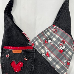 front of tote purse