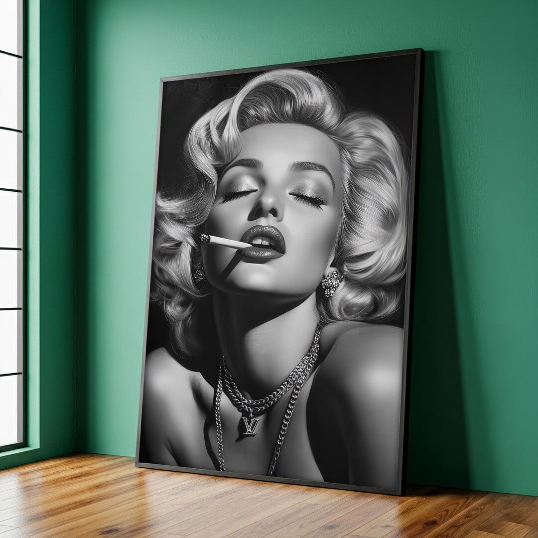 Marilyn Monroe Canvas Art, Luxury Glam Wall Art With Cigarette and ...